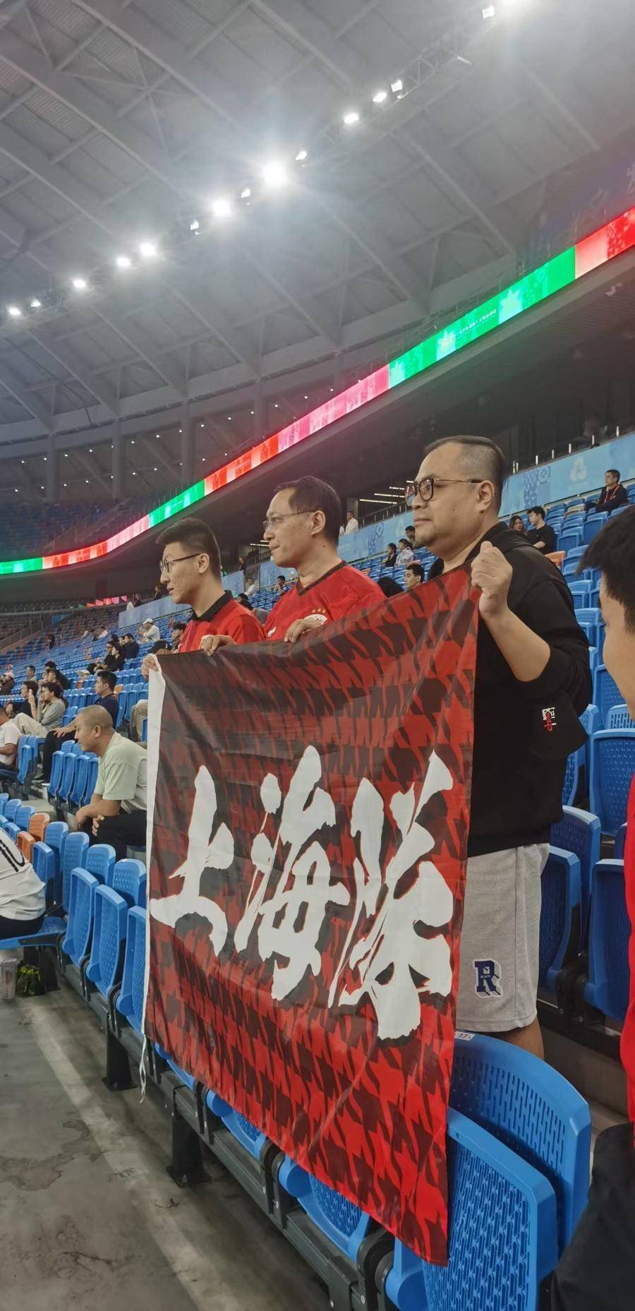 上海海港今晨队长鼓劲,志在意甲名次提升,媒体盛赞,控场能力受关注(黄海在哪里属于哪个省) 上海海港今晨队长鼓劲,志在意甲名次提升,媒体盛赞,控场能力受关注(黄海在哪里属于哪个省)