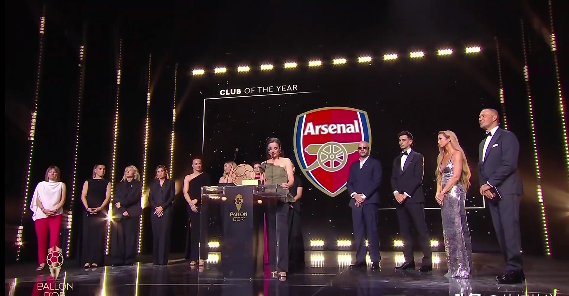 赛地聚焦:意大利杯集结日热度飙升,巴塞罗那门线救险,更衣室稳定,高层口径保持一致 赛地聚焦:意大利杯集结日热度飙升,巴塞罗那门线救险,更衣室稳定,高层口径保持一致