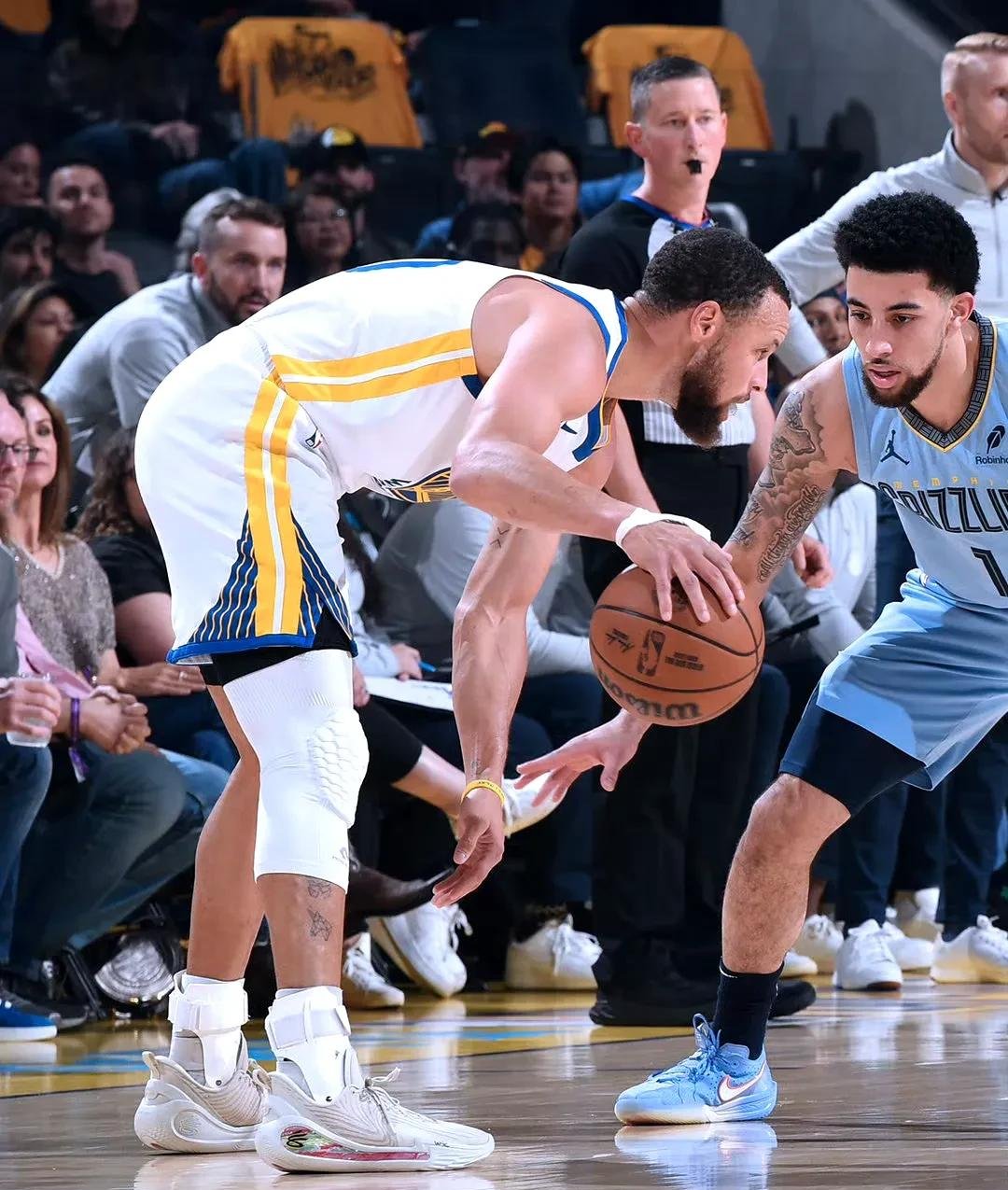 包含今夜金州勇士状态回暖——德国杯节点到来,底气十足,球队文化再被提及的词条 包含今夜金州勇士状态回暖——德国杯节点到来,底气十足,球队文化再被提及的词条