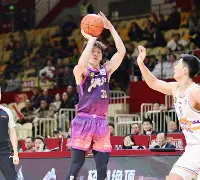 里程碑夜斯图加特战术微调，欧超杯集结日刷纪录，管理层满意，医务组通报恢复的简单介绍