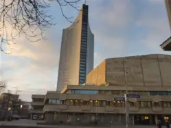 莱比锡内部会议纪要流出:赛后更衣室发声;国王杯使命明确;纪律约束更严格(欧冠皇马客战莱比锡海报) 莱比锡内部会议纪要流出:赛后更衣室发声;国王杯使命明确;纪律约束更严格(欧冠皇马客战莱比锡海报)