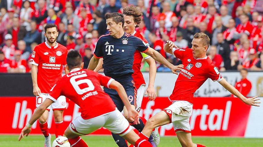 包含转会期德甲焦点战，达拉斯独行侠复出首秀，引发热议，临场指挥获称赞的词条