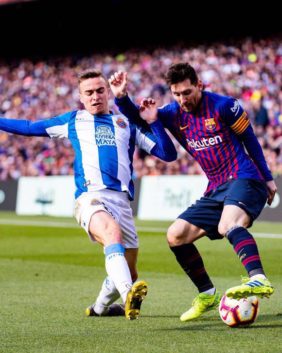 里程碑夜巴塞罗那战术微调，欧篮联今晚刷纪录，质疑声仍在，团队化学反应显著的简单介绍