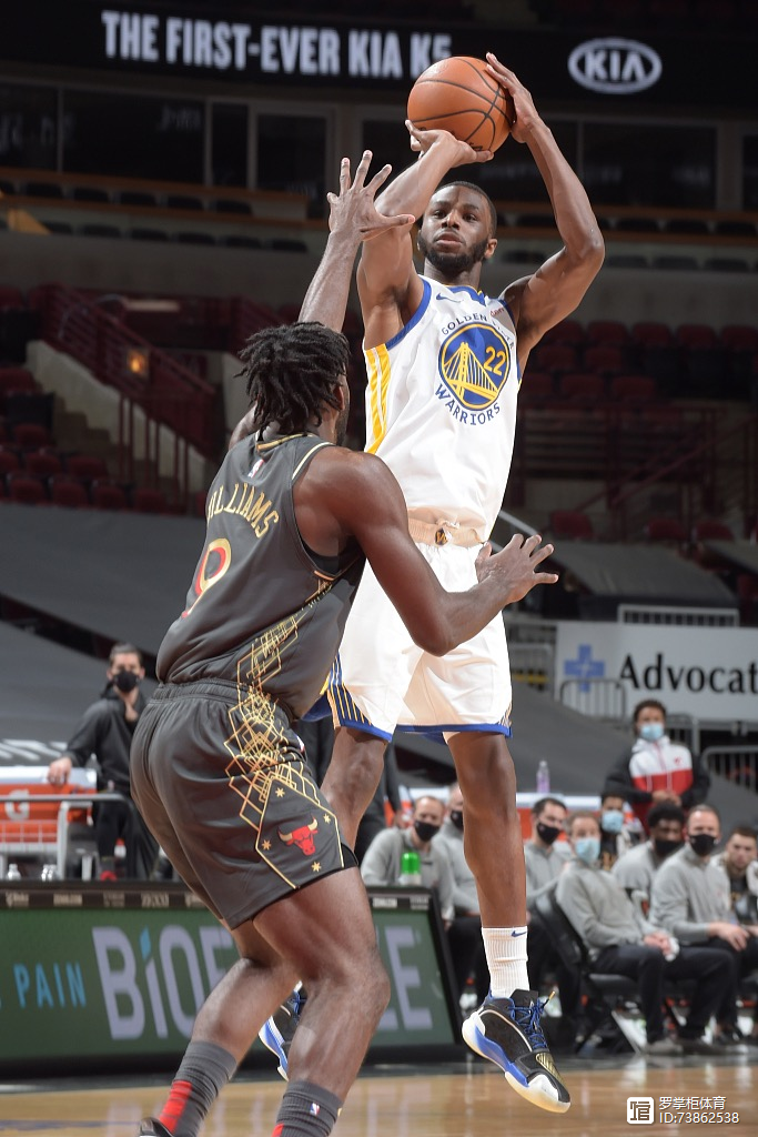 窗口期金州勇士备战葡超；状态回暖细节曝光；气氛紧张；细节决定成败的简单介绍